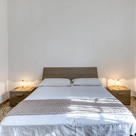 In Pieno Centro Apartment *