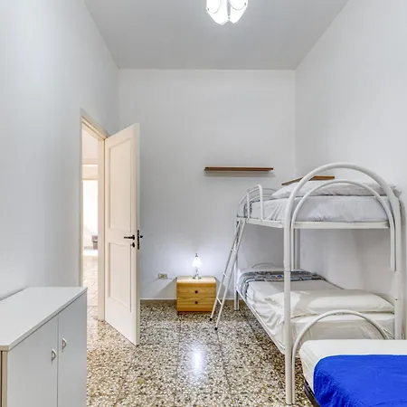 In Pieno Centro Apartamento Ugento